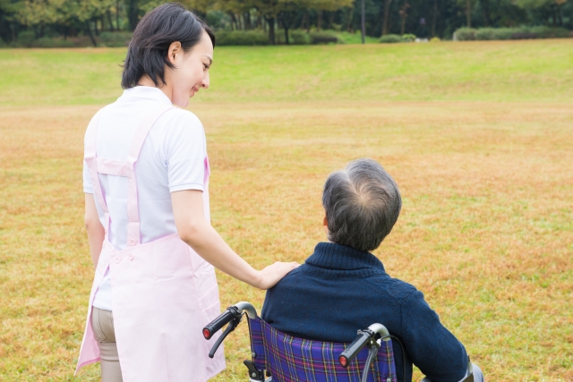 >介護事業者向けシステム開発イメージ画像